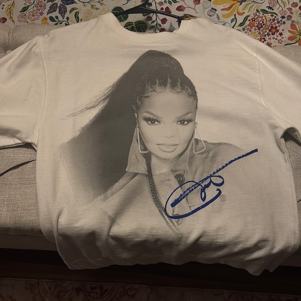 Source Unknown Cream Graphic T-Shirt